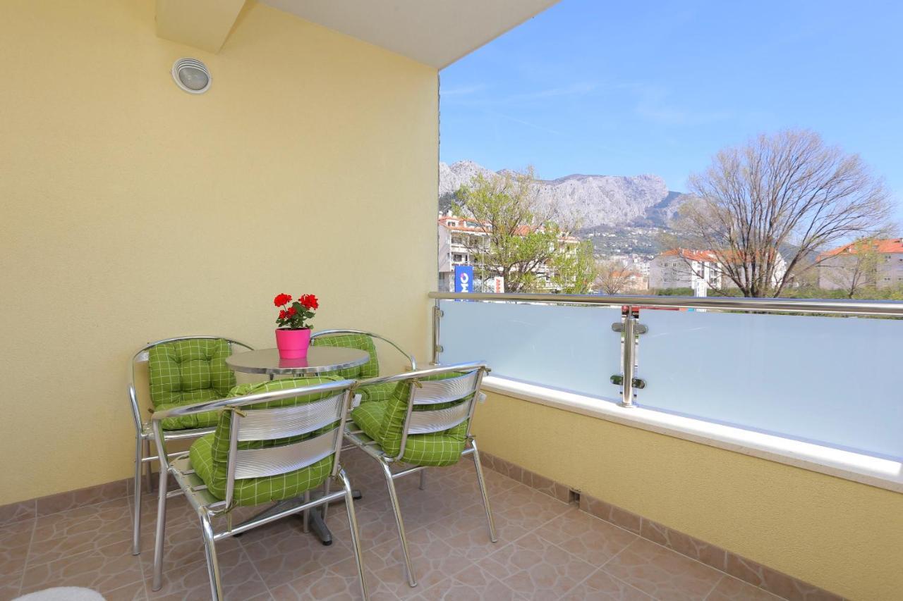 Apartments With A Parking Space Omis - 10362 Exterior foto